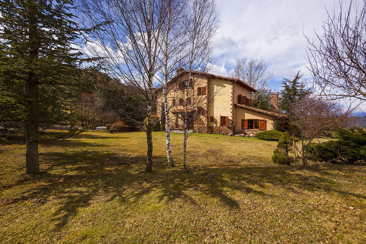 Chalet Alpino Can Mandena en Barcelona (1)
