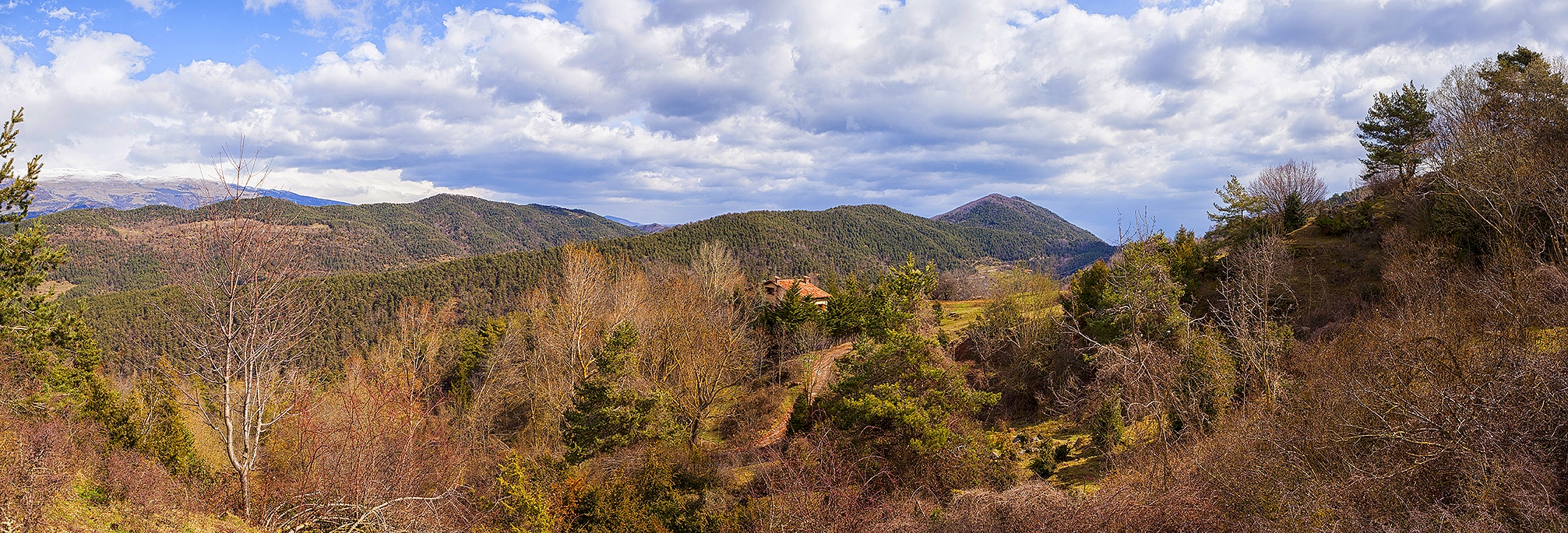 Chalet Alpino Can Mandena en Vallfogona del Ripollés. Barcelona. Vista panorámica